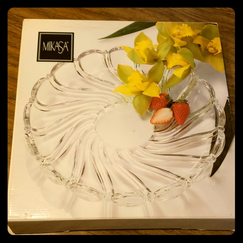 Mikasa Serving Platter